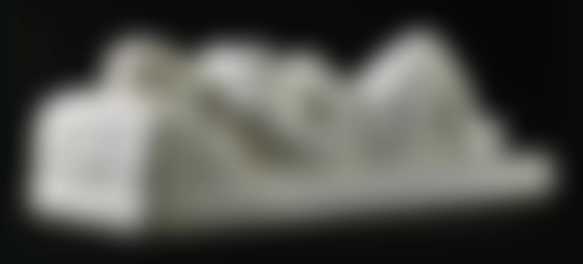 RECLINING WOMAN (preview)