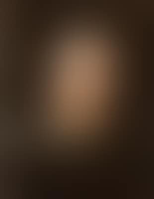 Portrait of a man, bust-length (preview)
