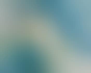 Durchblick durch blaue Gegend (preview)