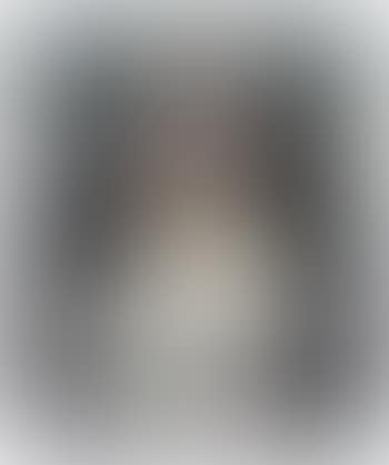1/4 length portrait of a woman (preview)