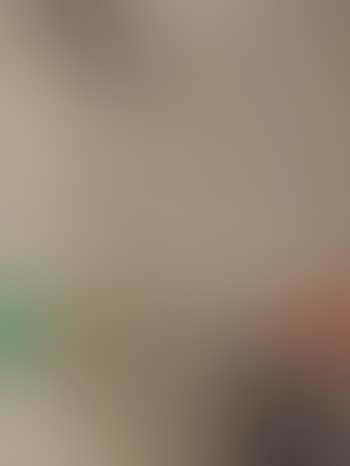 Composition with green and orange (preview)