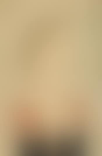 Portrait de jeune femme brun (preview)