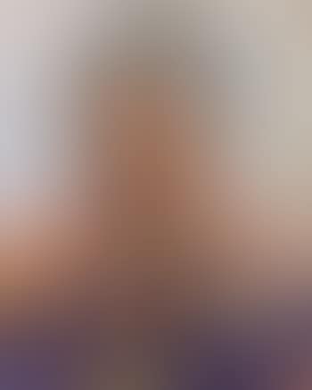 Blumen mit rotem Buch (preview)