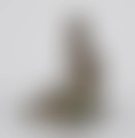 Seated Woman (preview)
