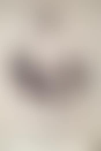 Affiche de lancement du nouvel album de Blur intitulé
Out of time en 2003 , (preview)