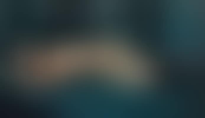 Reclining Nude on Dark Green (preview)