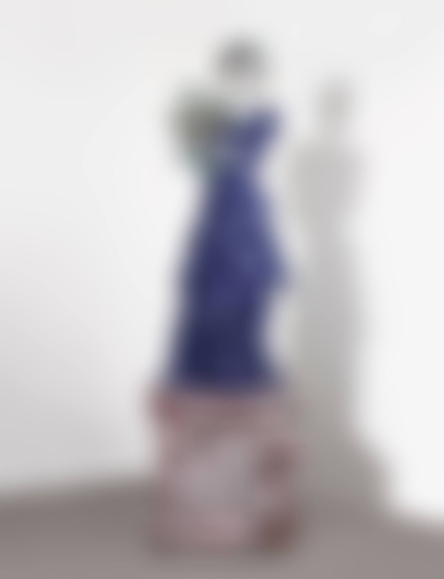 FIGURA FEMMINILE CON FIORI (FEMALE FIGURE WITH FLOWERS) (preview)