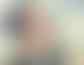 Portrait of young man wearing glasses (preview)