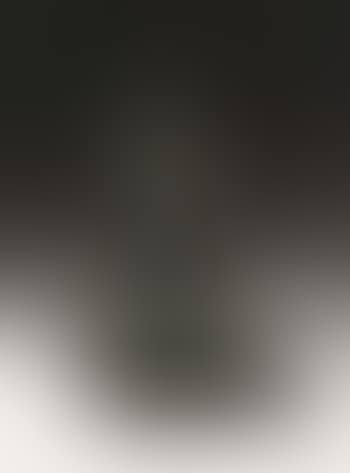 Seated figure (preview)