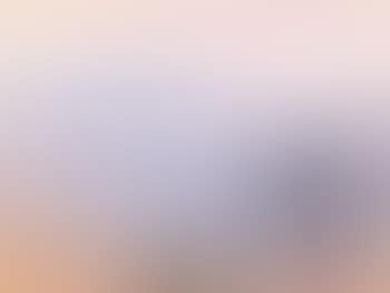 Voiles blanches pres de la plage (preview)