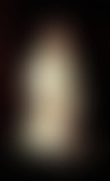 Lady in white (preview)