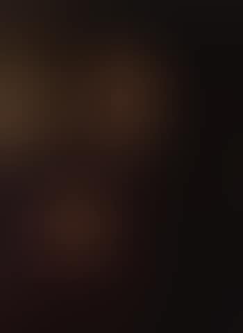Portrait of woman (preview)