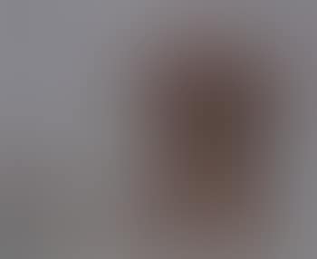 Marilyn Monroe pulling beads (preview)