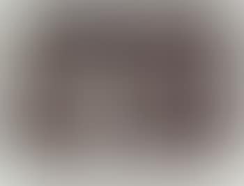 Minotaure aveugle guide par un fillette dans la nuit (preview)