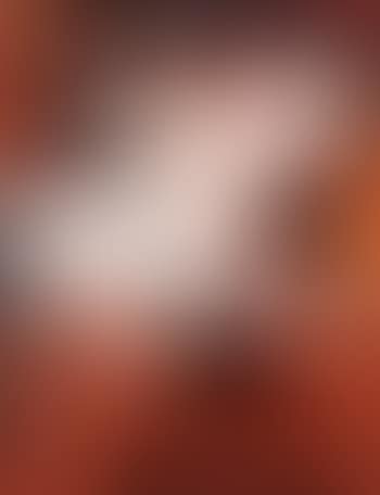 Red woman (preview)