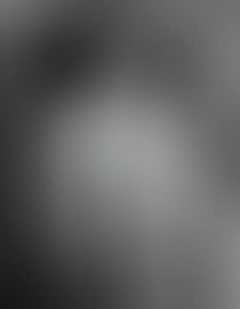 Nu assis, fauteuil drape (preview)