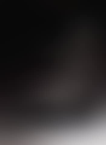 Female nude sitting (preview)