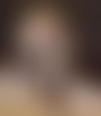 Portrait of man with glasses IV (preview)