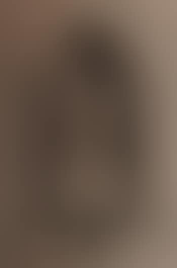 Kneeling female nude (preview)