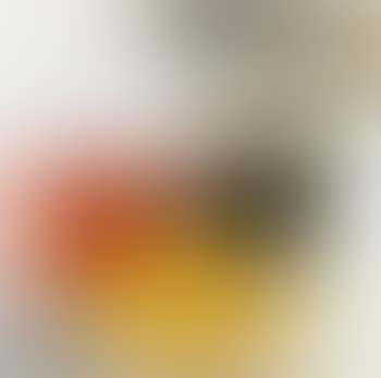 Red jar, yellow lemon (preview)
