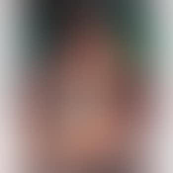 Nude in red (preview)