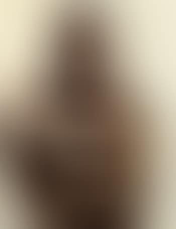 Squatting negro (preview)