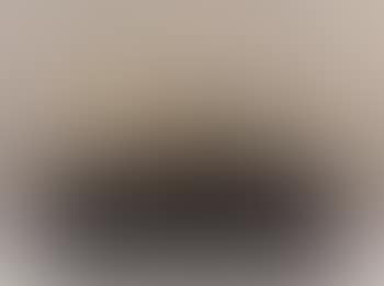 Pointed reclining figure (preview)