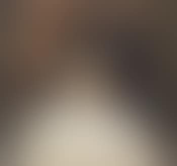 Portrait of young girl (preview)