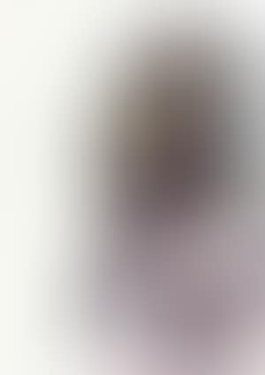 Woman wearing sunglasses (preview)