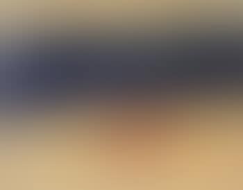 Two nudes by the ocean (preview)