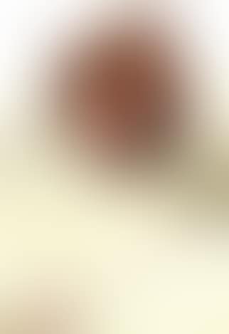 Portrait of young beauty (preview)
