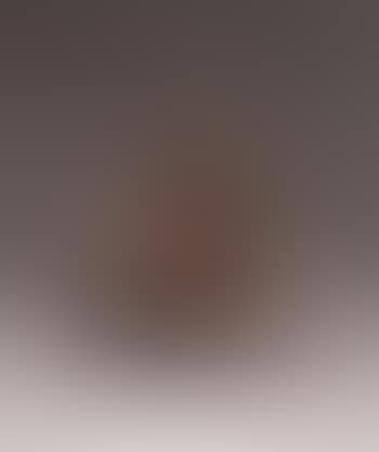Sitting nude (preview)