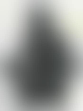 Squatting figure (preview)