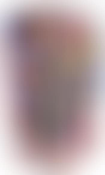 Accumulation de boites de Coca-Cola, Orangina, Perrier et Kronenbourg (preview)