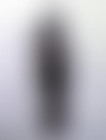 Standing woman (preview)