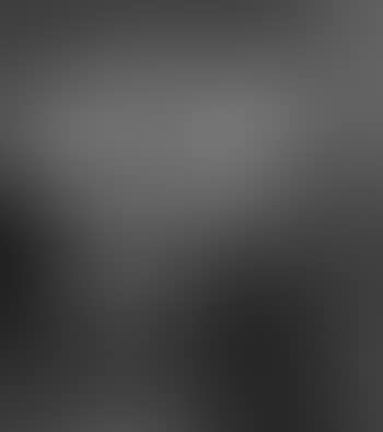 Bouquet de fleurs sur un entablement (preview)