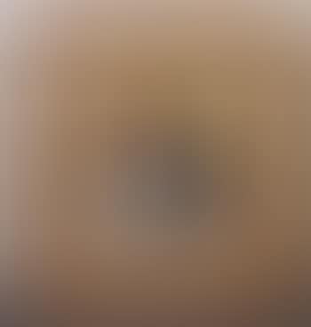 Bending woman (preview)