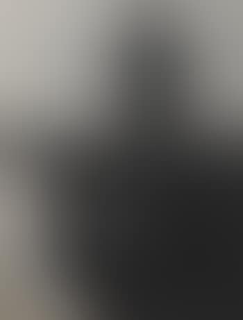 Vase on mantel (preview)