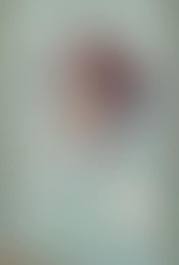 Portrait de femme de profil (preview)