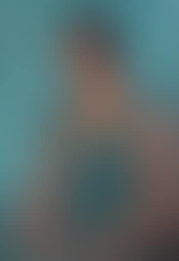 Figur auf blauem Grund. (preview)