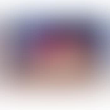 Ilona On Top (Rosa Background) (preview)