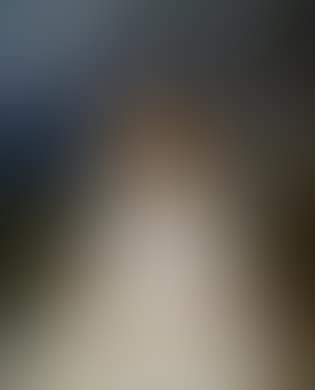 The girl Antonia Seemann in front of a mountain landscape (preview)