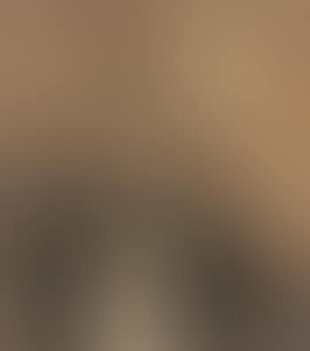 Brustbild eines jungen Mannes en Face. (preview)