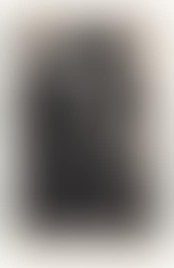 Frau mit Kind auf dem Arm (preview)