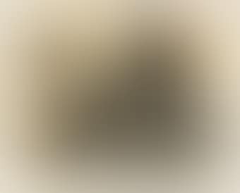 Seated figure (preview)