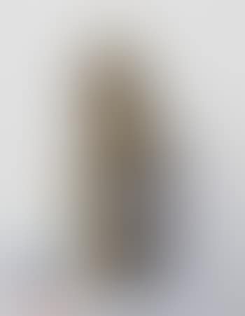 Petite femme au tabouret (preview)