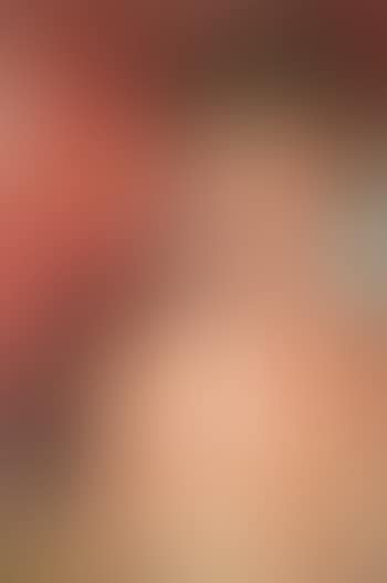 Ragazza nuda (preview)