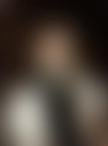 Portrait of a girl (preview)