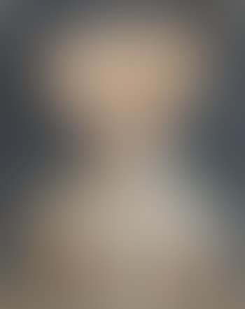 Figure of a woman (preview)