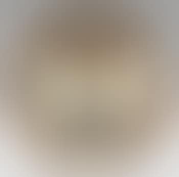 Visage aux yeux carres (preview)